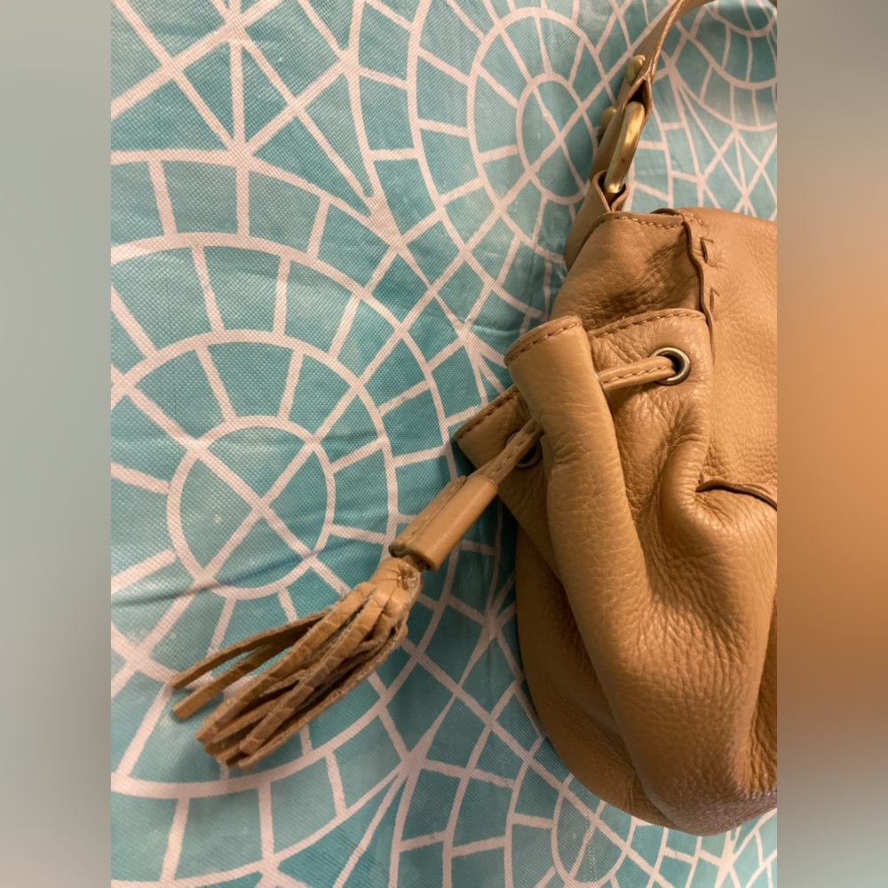 💛TODAY***$39***Maxx New York 100% tanned genuine leather. Tan w gold accents - Picture 3 of 8